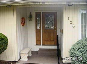 3rd image of 126 Riverview Dr