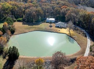 5297 Brighton Bunker Hill Rd, Brighton, IL 62012