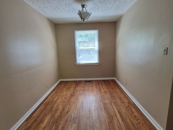 3rd image of 25 Watling St