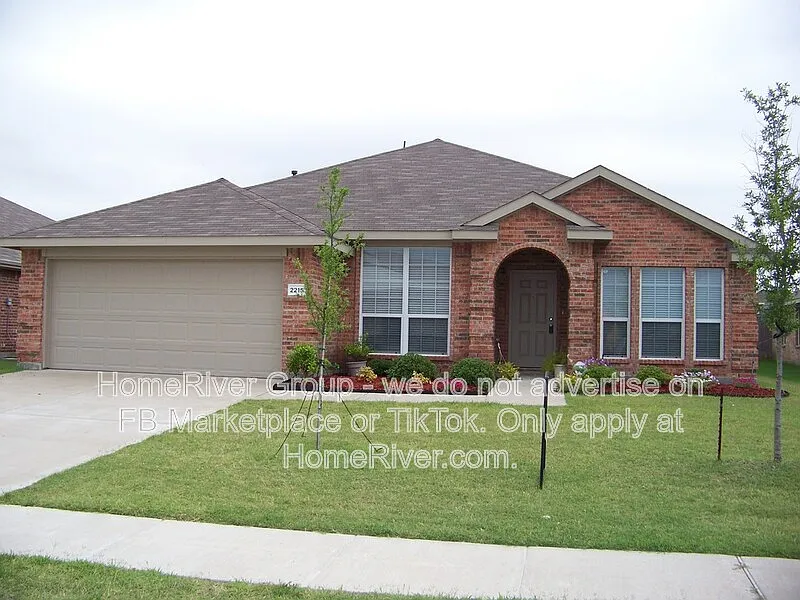 2215 Overton Dr