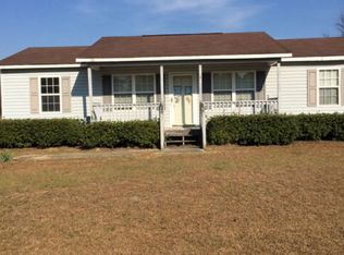 130 Plum Ln, Clinton, NC 28328