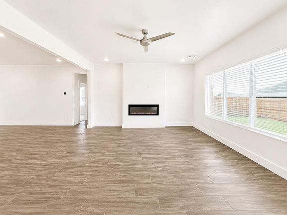 2nd image of 18021 Anthem Blvd
