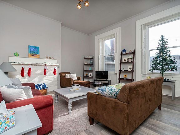 3rd image of 2353 Sidney St #2