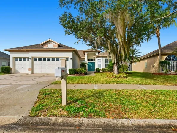 28516 Hanging Moss Loop, Wesley Chapel, FL 33543