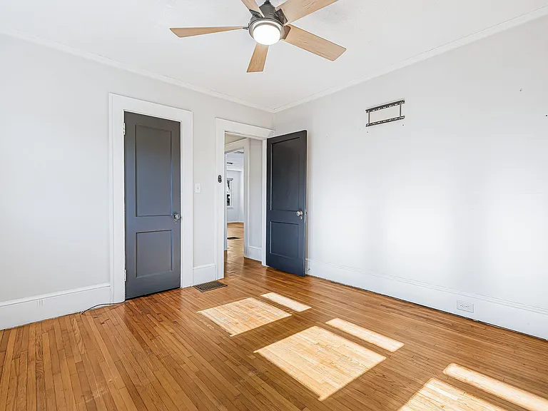19 Jarrett St — Photo 13