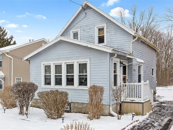 6728 Lyons St, East Syracuse, NY 13057