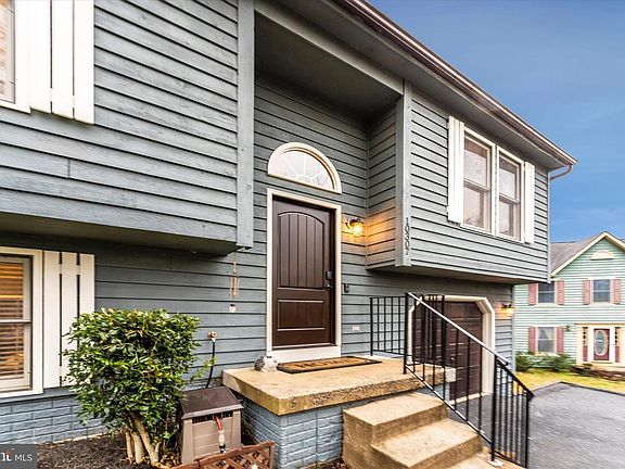 2nd image of 10307 White Horse Cir