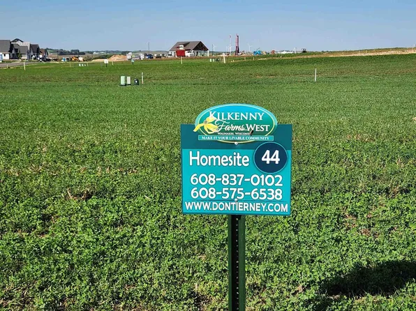 1521 South Holiday Drive #44, Waunakee, WI 53597