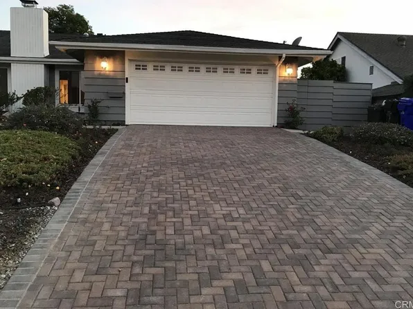 11417 Poblado Rd, San Diego, CA 92127