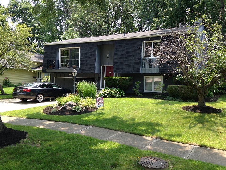 1st image of 927 Howard St