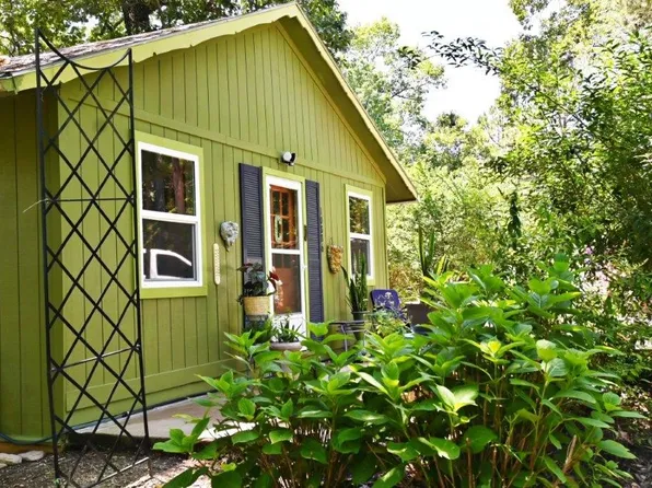 10886 Cherry Ln, Rogers, AR 72756