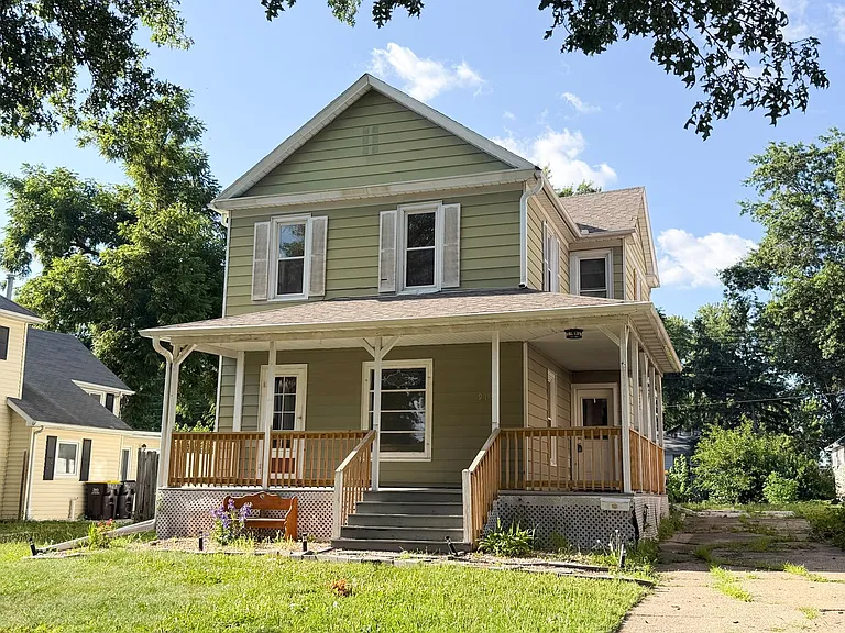 913 W Montgomery St — Photo 1