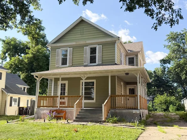 913 W Montgomery St, Creston, IA 50801