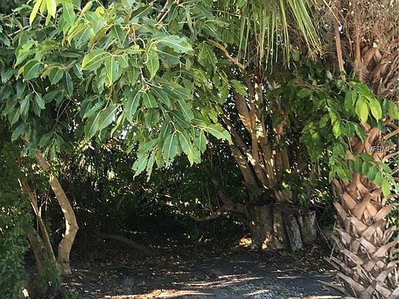 2nd image of 648 Guild Dr