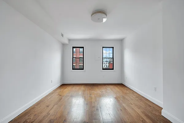 Sold by Curated by Soiti LLC | media 7