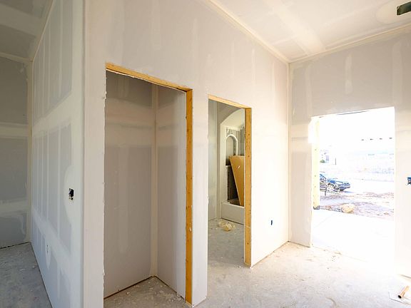 4th image of 3836 Calle Arriba