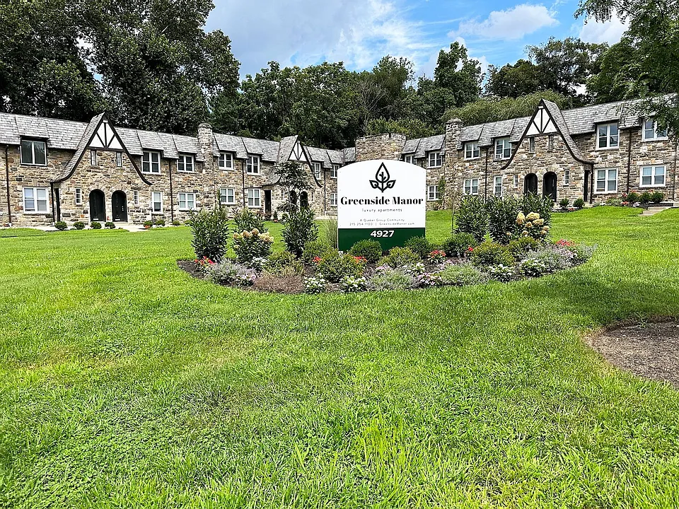 Greenside Manor