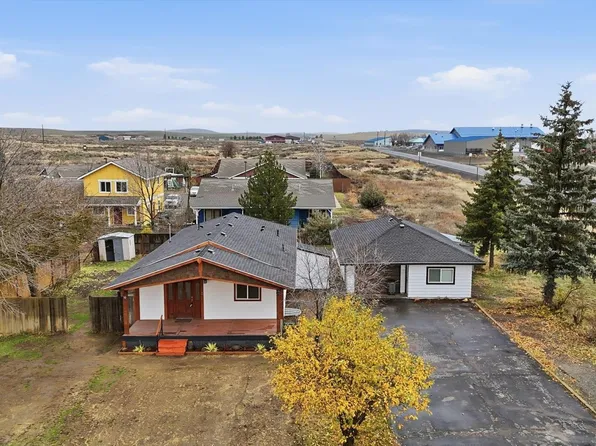 50 Sinclair St, Davenport, WA 99122