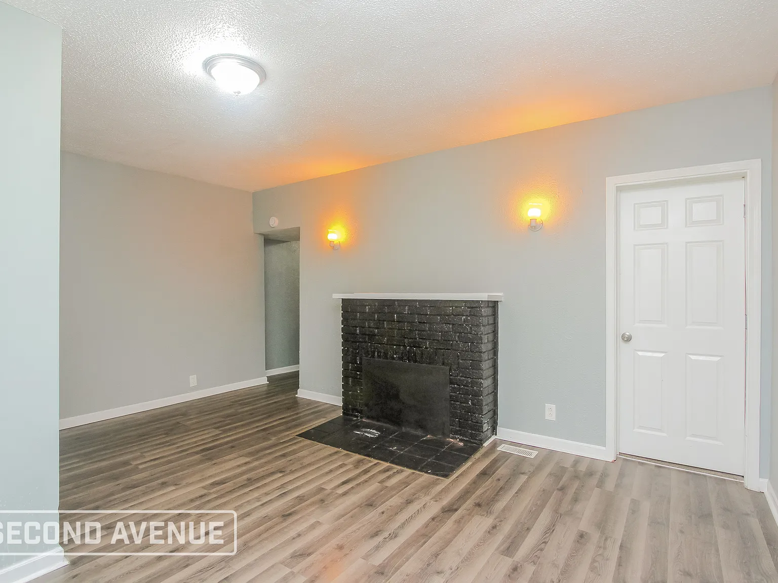 3 bed, 1.5 bath, 1409 sqft, $1,450 — Photo 4