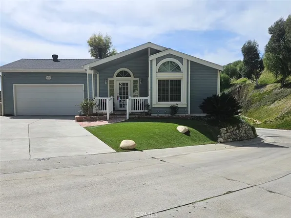 28109 Vista View Dr, Santa Clarita, CA 91351