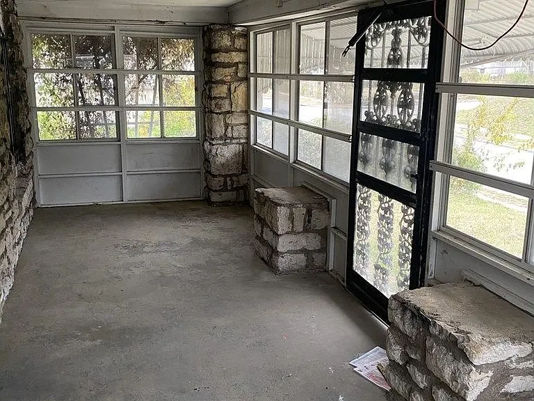 porch