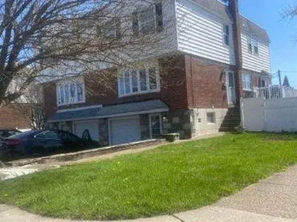 2100 Berwyn St, Philadelphia, PA 19115