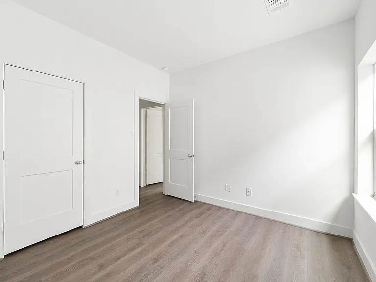 835 Paul Quinn St #B — Photo 10