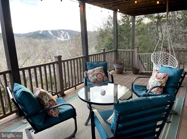 272 Beauregard Dr, Basye, VA 22810