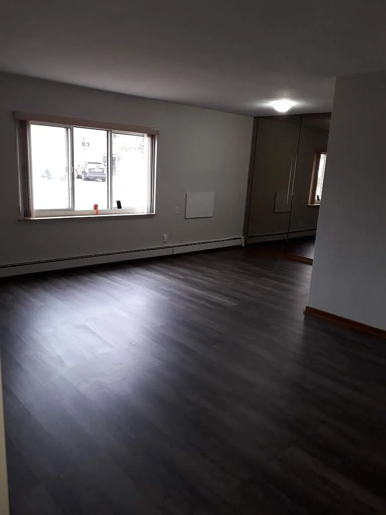 2 bed, $1,595 — Photo 4
