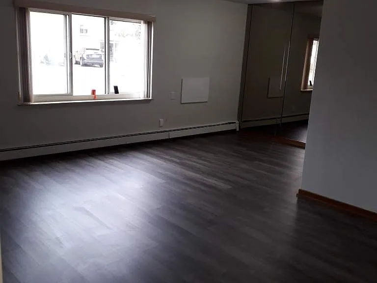 8570 Wyandotte St E — Photo 5