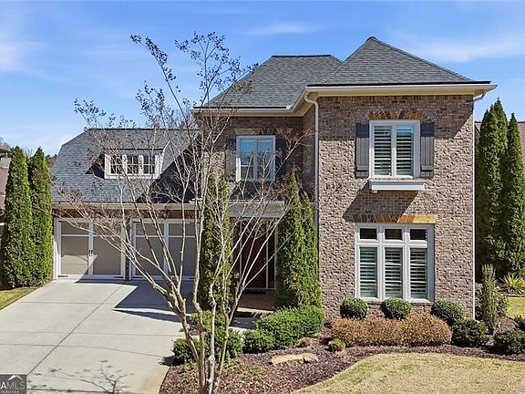 2nd image of 306 Lakeside Trce
