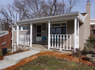 6710 W Barivista Dr, Verona, PA