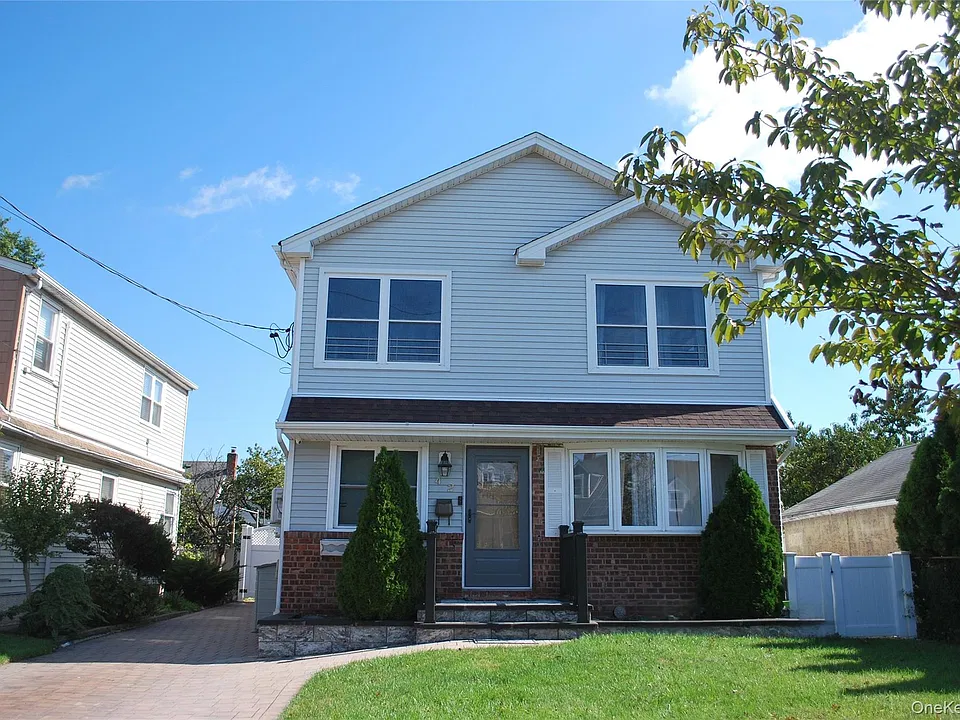 42 13th Ave