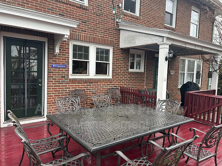 38 Baker Ave — Photo 36