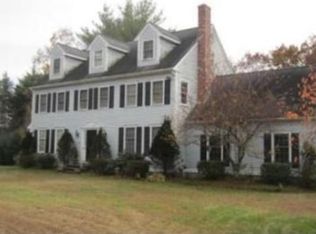 7 Butterfield Ln, Medfield, MA 02052