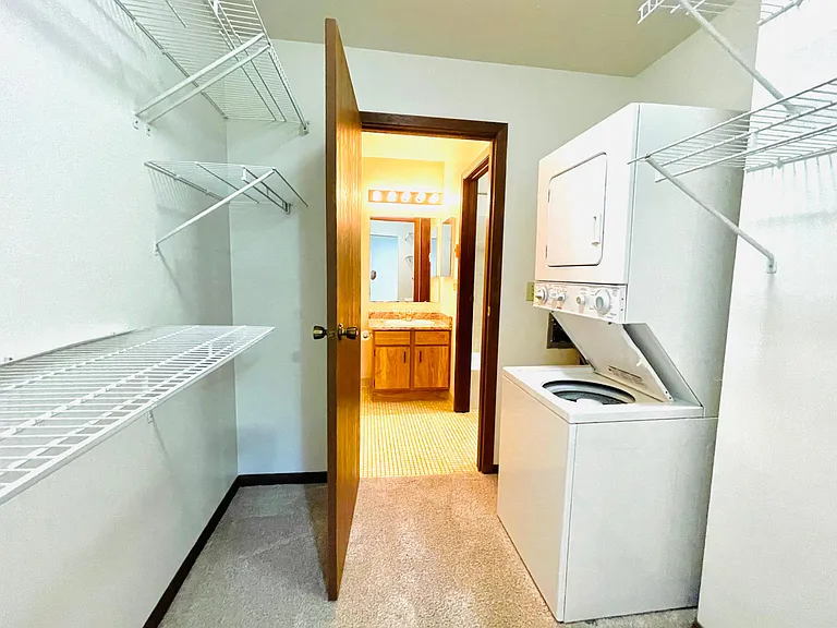 5315 Brody Dr — Photo 8