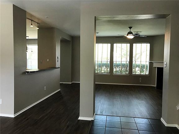 5th image of 2207 Green Creek Dr