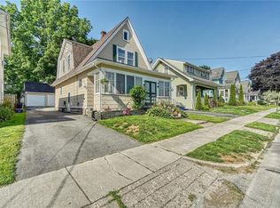 110 W Spruce St, East Rochester, NY 14445