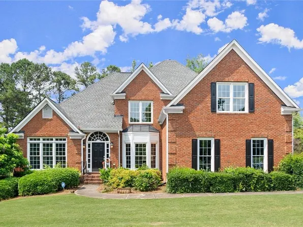 13090 Magnolia Crescent Dr, Roswell, GA 30075