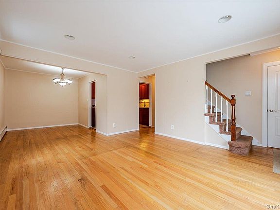 4th image of 1674 Kroll Road