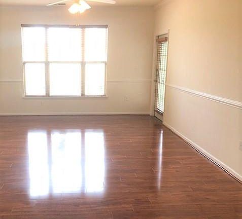4th image of 12100 Garden Grove Cir Unit 203