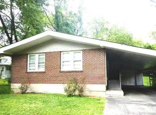 7445 Blanding Dr, Saint Louis, MO
