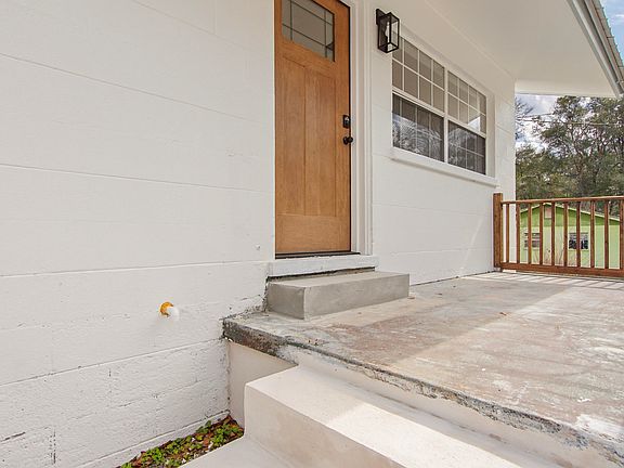 3rd image of 97 Graham St