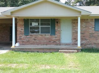 2700 Yorkshire Rd, Mobile, AL 36605