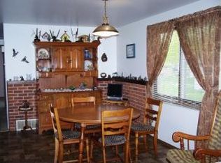 806 Harding St, Waupaca, WI 54981