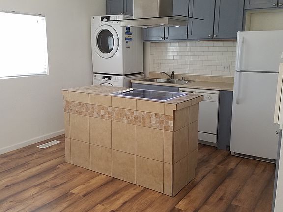5th image of 1909 Alvarado Dr NE Unit C