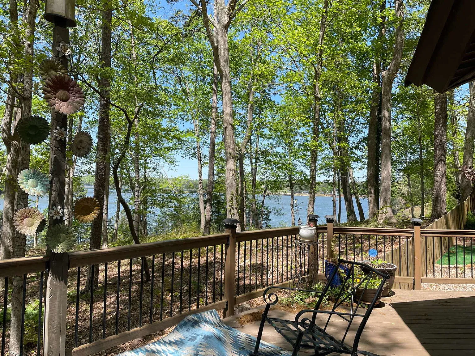 4 bed, 2.5 bath, 2350 sqft, $2,990 — Photo 2