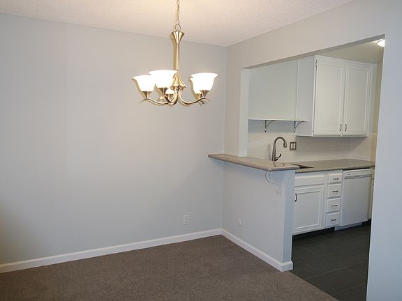 4th image of 1079 Alta Mira Dr APT B
