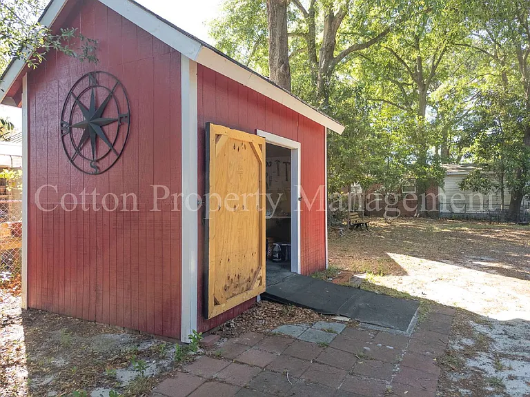 318 Central Blvd — Photo 33