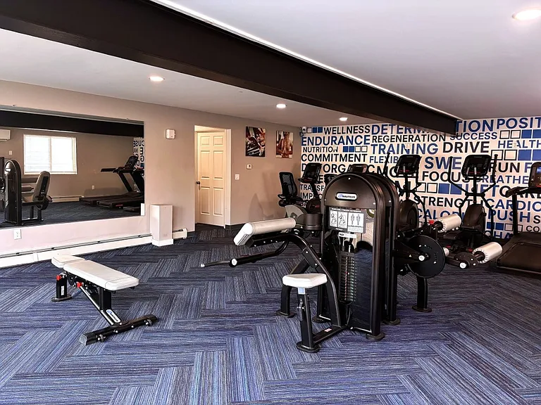 Henrietta Highlands Apartment Homes — Photo 13